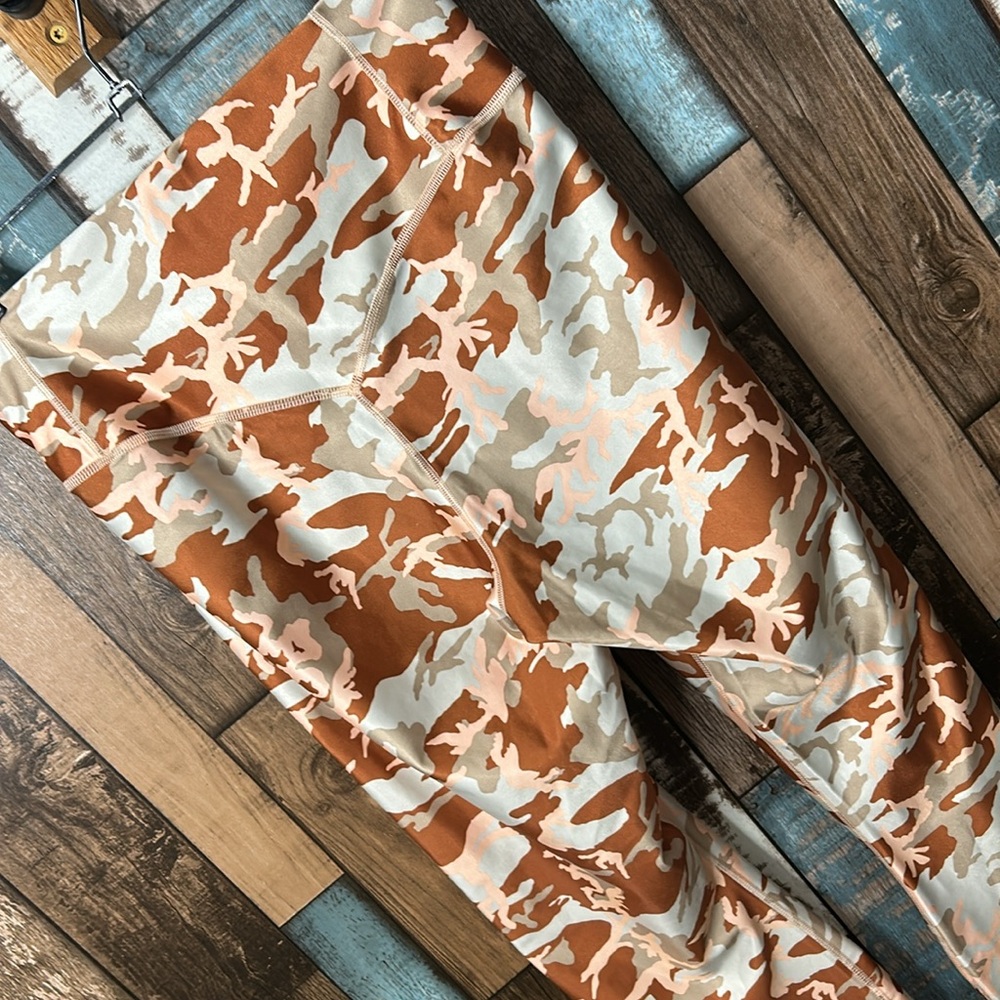 Nike dry fit small camouflage leggings - Picture 12 of 13